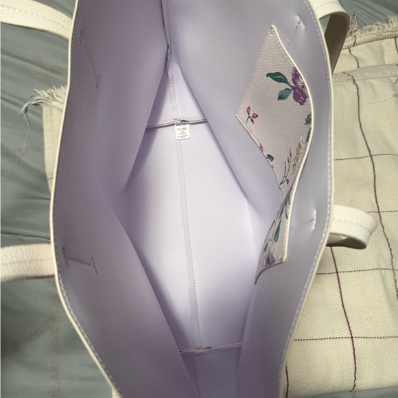 Floral Cream Tote Bag - Picture 4 of 5